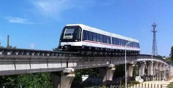 First China-made maglev line runs for test