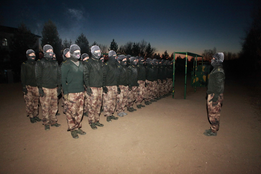 New soldiers train in severe cold