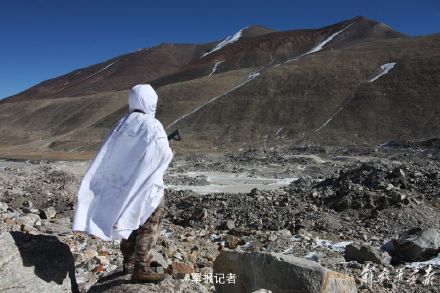 Braving cold at -18 deg C, soldiers patrol the border in Ngari
