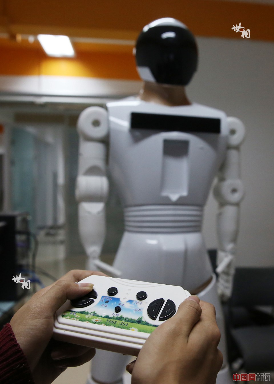 University in Beijing develops robot which can speak in sign language