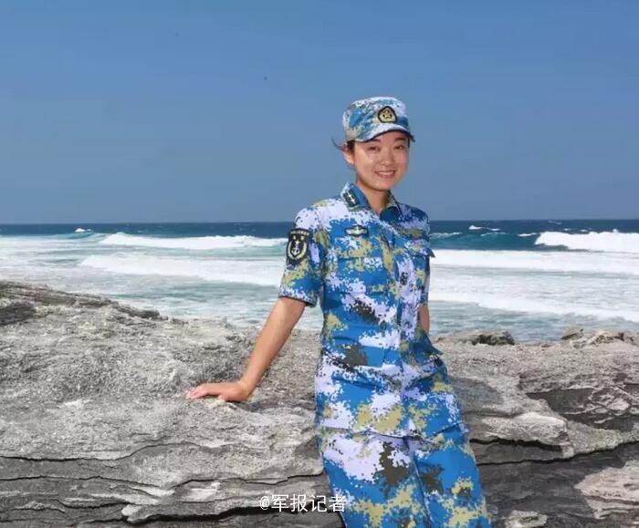 Charming female soldiers on Xisha Islands