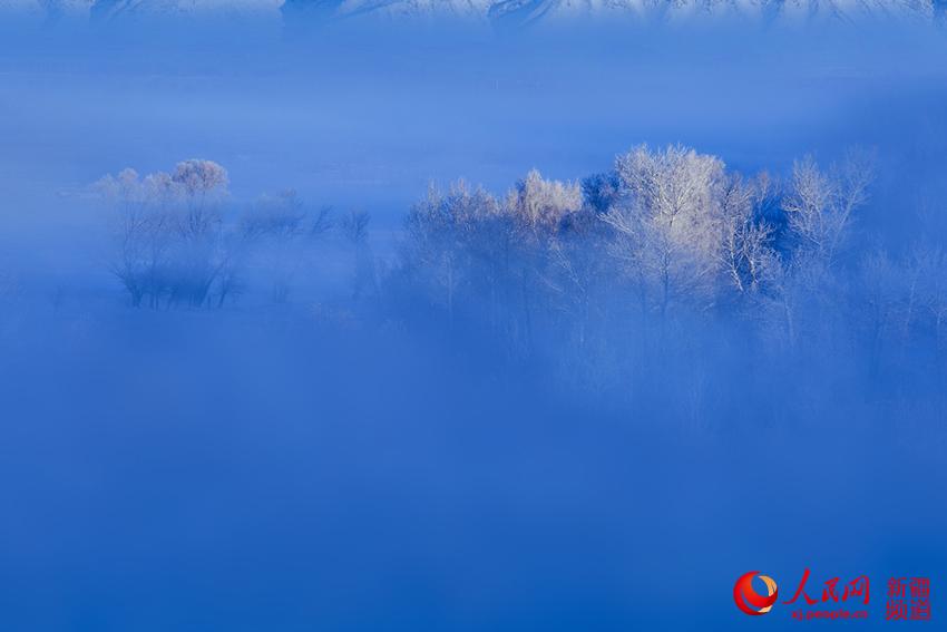 Picturesque winter scenery in Xinjiang