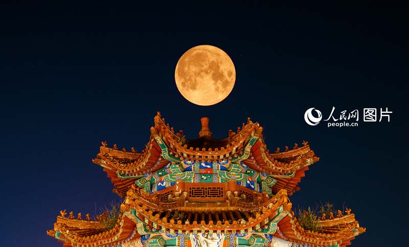 In pics: Rare phenomenon of early full moon seen across China