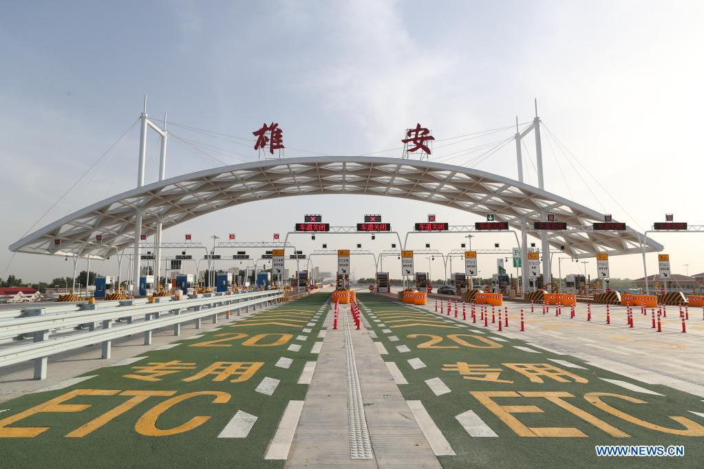 Three expressways in Xiong'an open to traffic