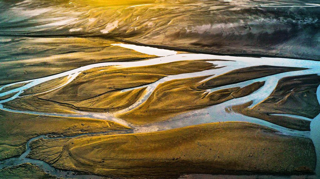 Scenery of Heyang section of Yellow River in Weinan, NW China's Shaanxi