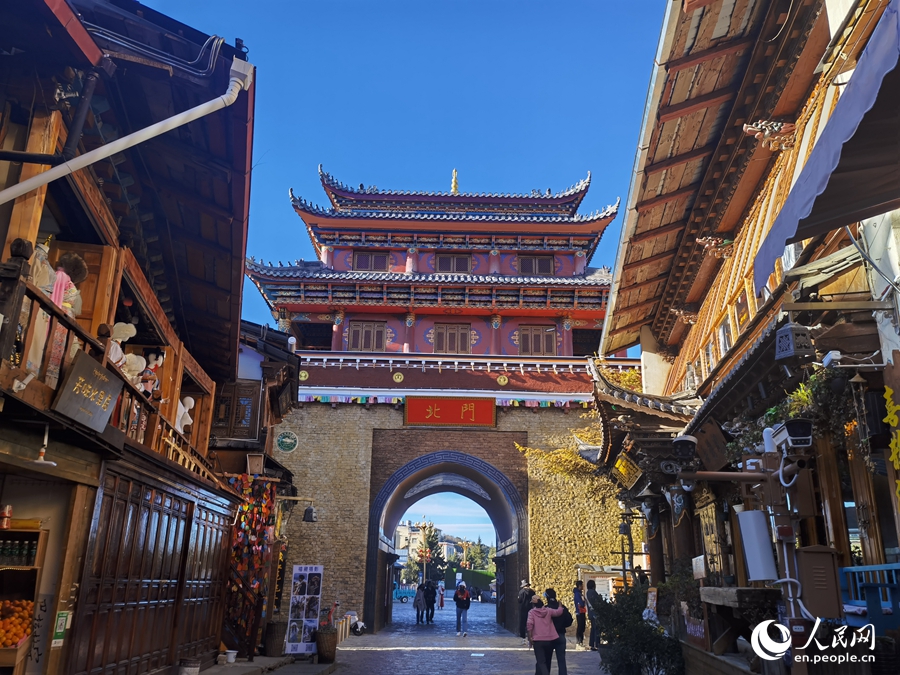 Exploring the ancient town of Dukezong in Shangri-La