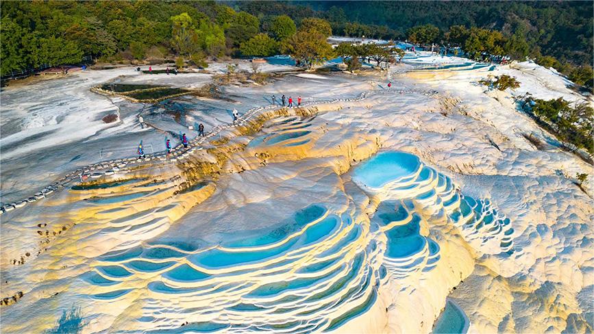 Stunning scenery of spring water terraces in Shangri-La, SW China's Yunnan