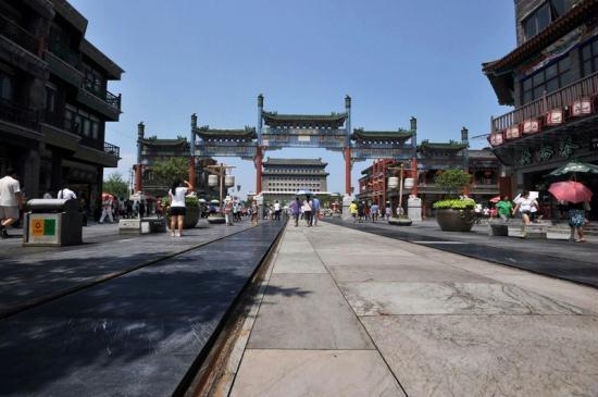 Beijing’s central axis, which passes through a myriad of ancient buildings and traditional hutongs, is one of the two items in Beijing to be listed as a candidate. (CNTV)