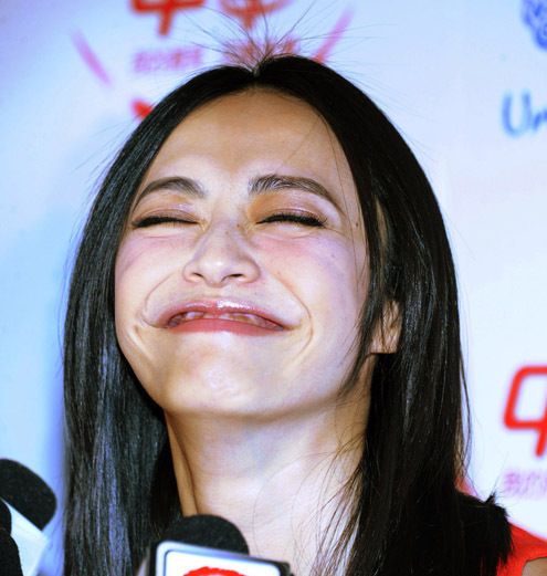 What's so funny? (Source: hebnews.cn)