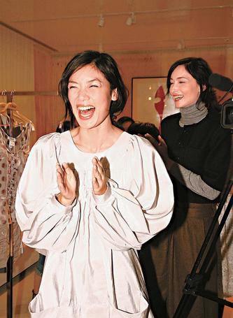 What's so funny? (Source: hebnews.cn)