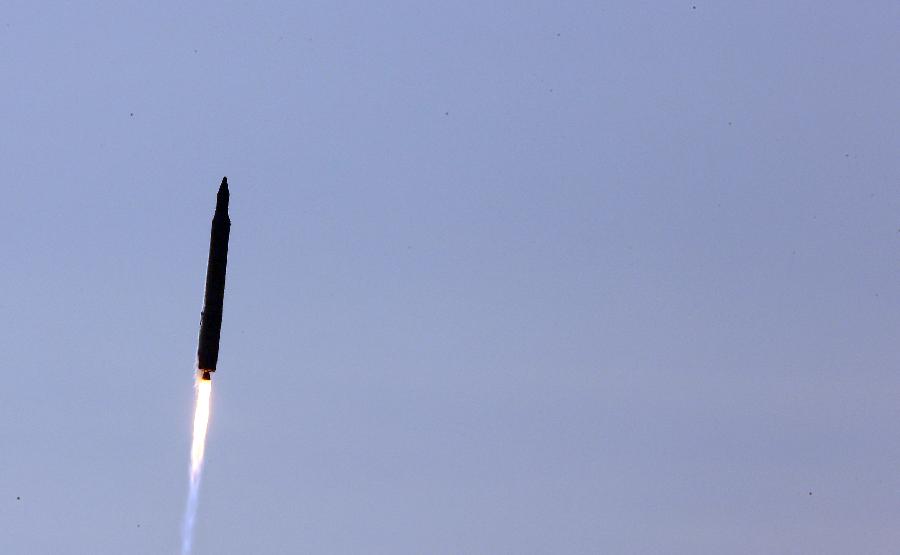 The Korea Space Launch Vehicle-1 (KSVL-1), also known as Naro, blasts off from the Naro Space Center, located 480 kilometers south of Seoul, Jan. 30, 2013. South Korea successfully launched a space rocket in its third attempt to put a satellite into space on Wednesday. (Xinhua/YONHAP) 