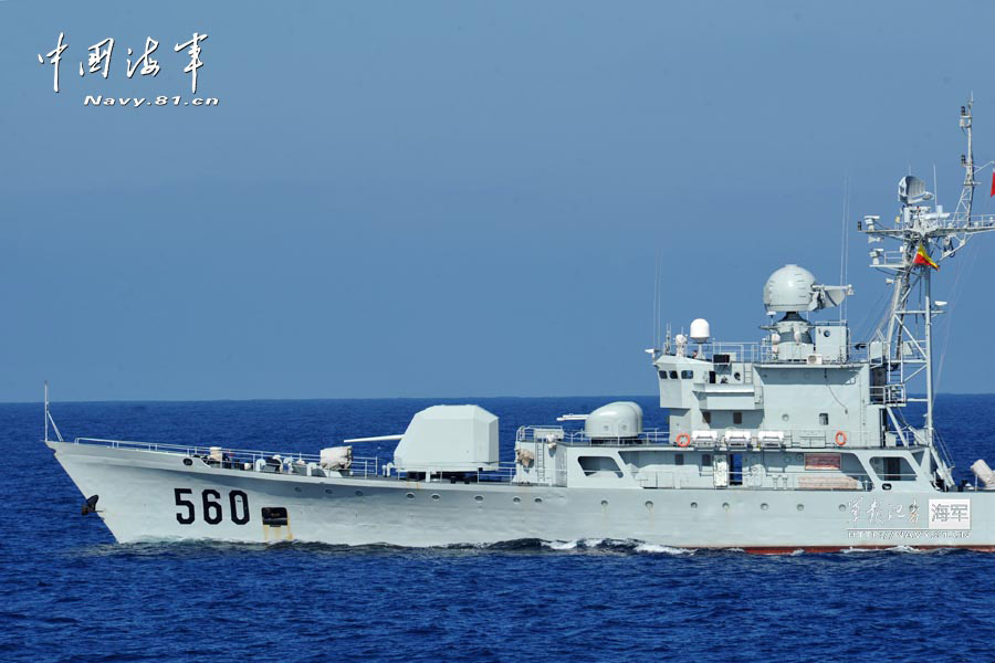 Recently two frigates of South Sea Fleet conduct drill and patrol in South China Sea in order to meet the demand of future maritime battles. (Photo/ Navy.81.cn)