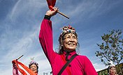 'Golden Dragon Parade' held in Chinatown in U.S. 