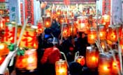 Annual lantern parade held in S China's village