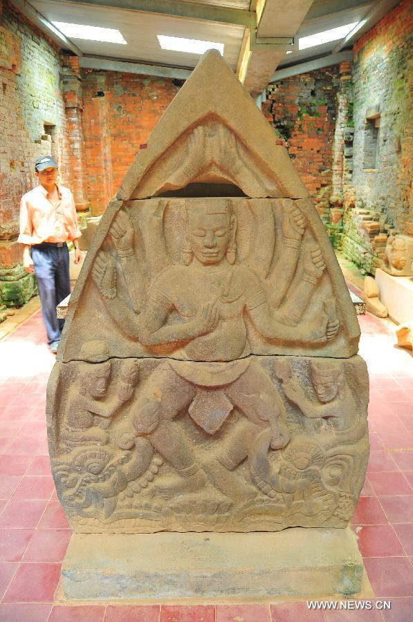 Relics of My Son Sanctuary is seen in central Vietnam, on April 29, 2013. Between the 4th and 13th centuries, a unique culture which owed its spiritual origins to Indian Hinduism developed on the coast of contemporary Vietnam. It was graphically illustrated by the remains of a series of impressive tower-temples located in My Son that was the religious and political capital of the Champa Kingdom for most of its existence. My Son Sanctuary was inscripted in UNESCO's World Cultural Heritage list in 1999. (Xinhua/Zhang Jianhua) 