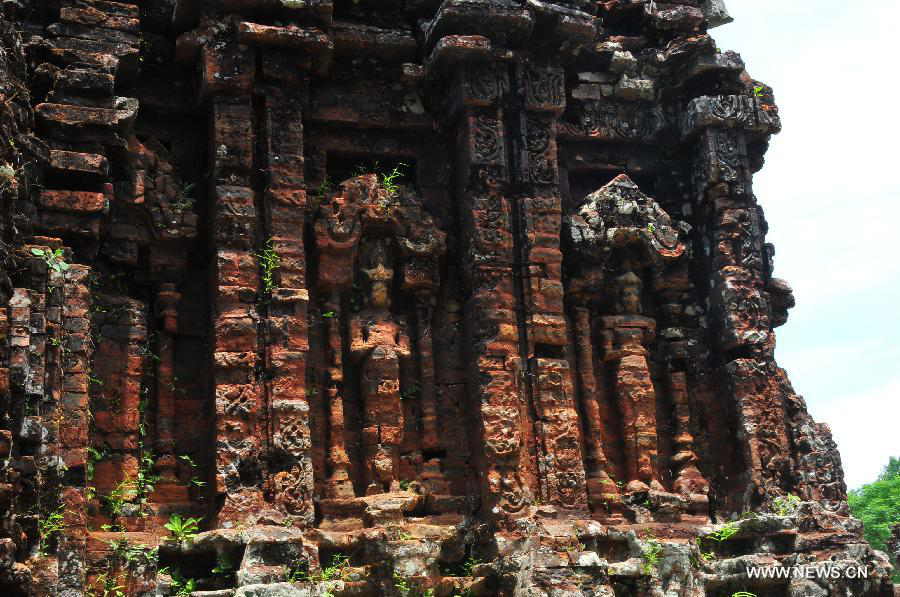 Relics of My Son Sanctuary is seen in central Vietnam, on April 29, 2013. Between the 4th and 13th centuries, a unique culture which owed its spiritual origins to Indian Hinduism developed on the coast of contemporary Vietnam. It was graphically illustrated by the remains of a series of impressive tower-temples located in My Son that was the religious and political capital of the Champa Kingdom for most of its existence. My Son Sanctuary was inscripted in UNESCO's World Cultural Heritage list in 1999. (Xinhua/Zhang Jianhua) 