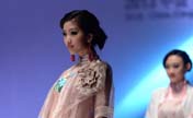 Gao Lixin's creations at Qingdao Fashion Week 