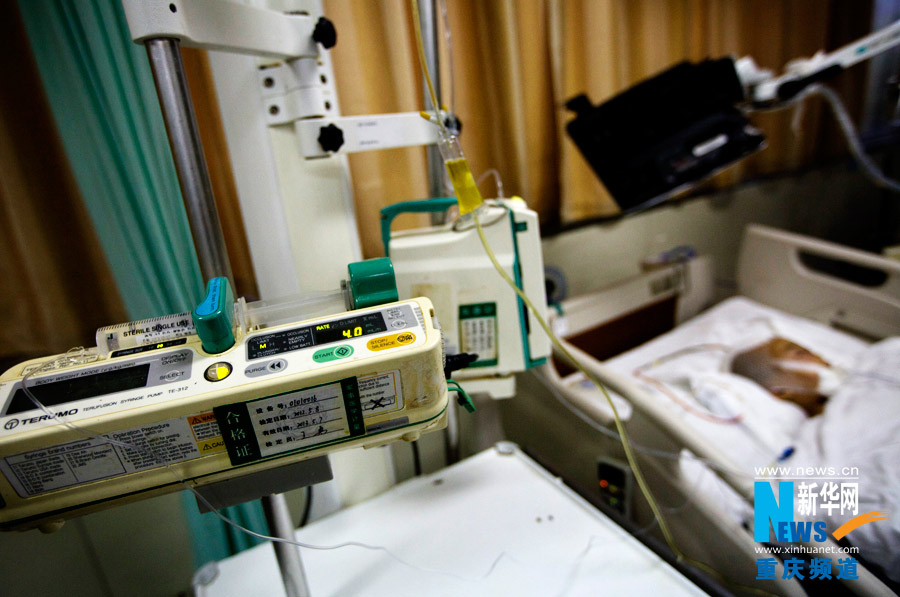 A patient receive treatment.(Xinhua/Peng Bo)