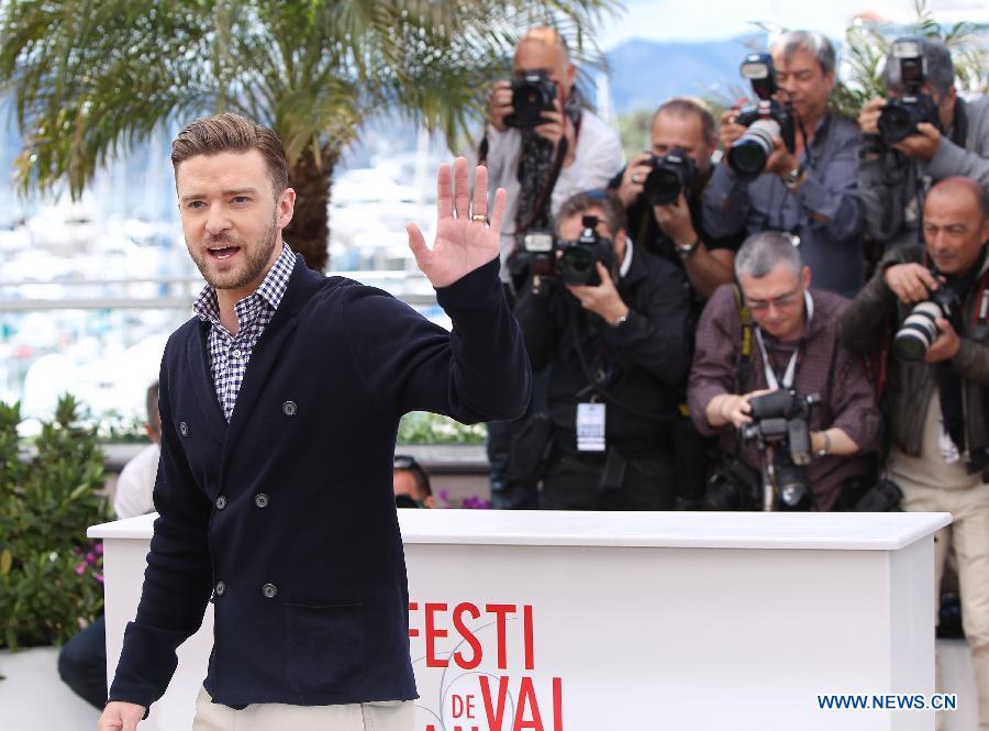 U.S. singer and actor Justin Timberlake poses during a photocall for American film "Inside Llewyn Davis" presented in Competition at the 66th edition of the Cannes Film Festival in Cannes, on May 19, 2013. (Xinhua/Gao Jing) 