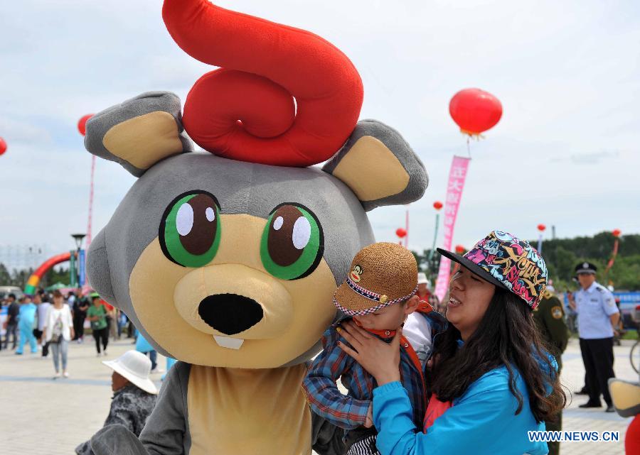 'Holy Water Festival' celebrated in NE China