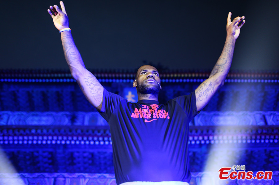 NBA basketball player LeBron James, also nicknamed "King James", attends a promotion activity of a sports brand at the Imperial Ancestral Temple in Beijing on July 27. （Photo: CNS / Han Han)