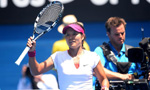 Li Na crashes Belinda Bencic in 2nd round at Australian Open